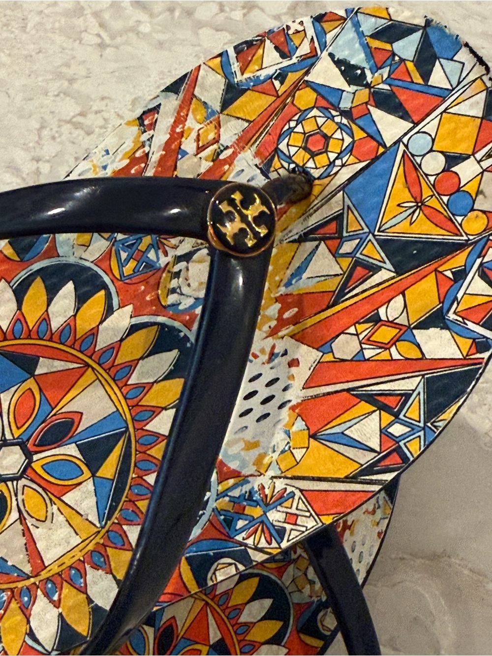 Tory Burch Psychedelic Geo Enamel Logo PVC/EVA Sole Flip Flop Sandal Size 8 - Picture 10 of 10